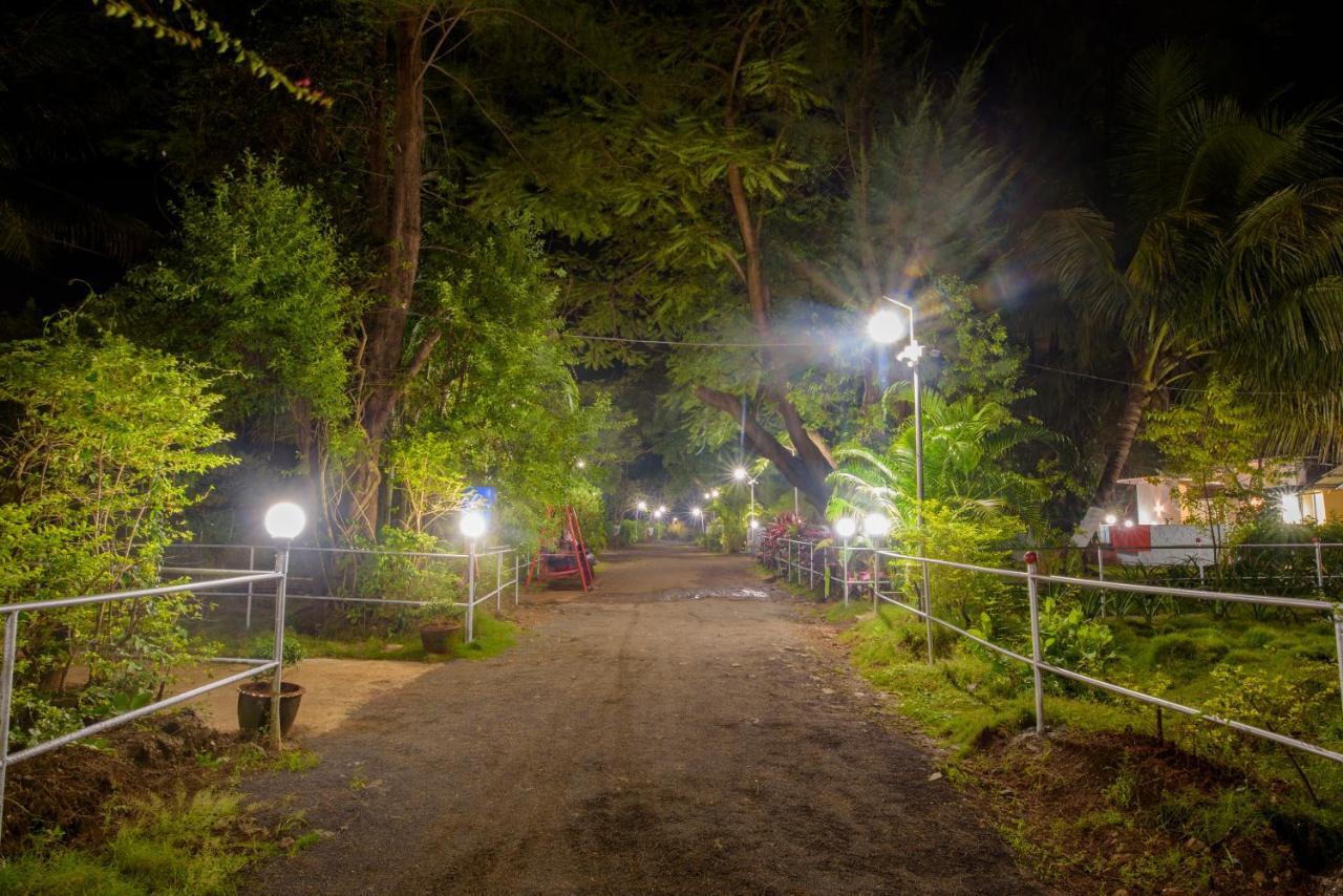 Prajakta Rest House 阿里巴格 外观 照片